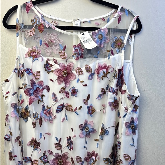 Lane Bryant Floral Sleeveless Dress size 18 NWT - Picture 2 of 7